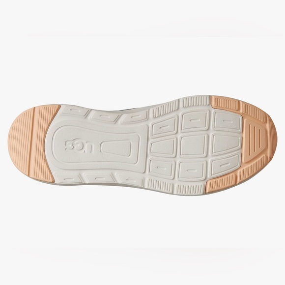 UGG LA Flex Sneaker - Picture 6 of 10